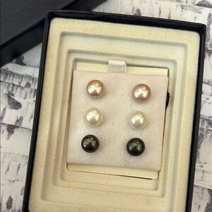 Elegant Freshwater Pearl Stud Earrings Set